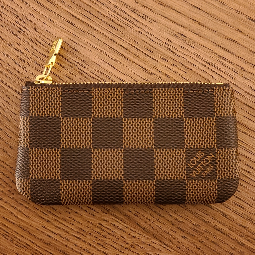 LOUIS VUITTON Key Pouch
